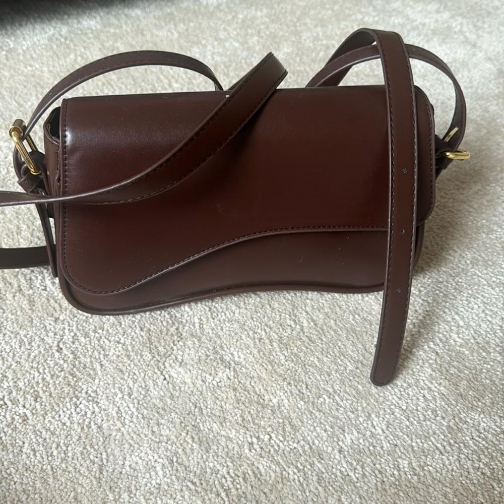 Brown shoulder/ crossbody bag